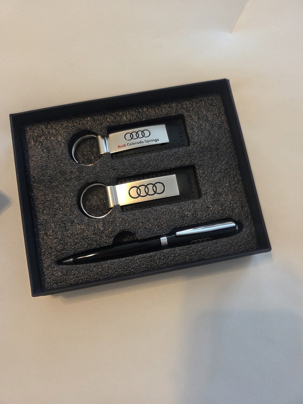 Audi Black & Silver Keychain and Pen Gift Set